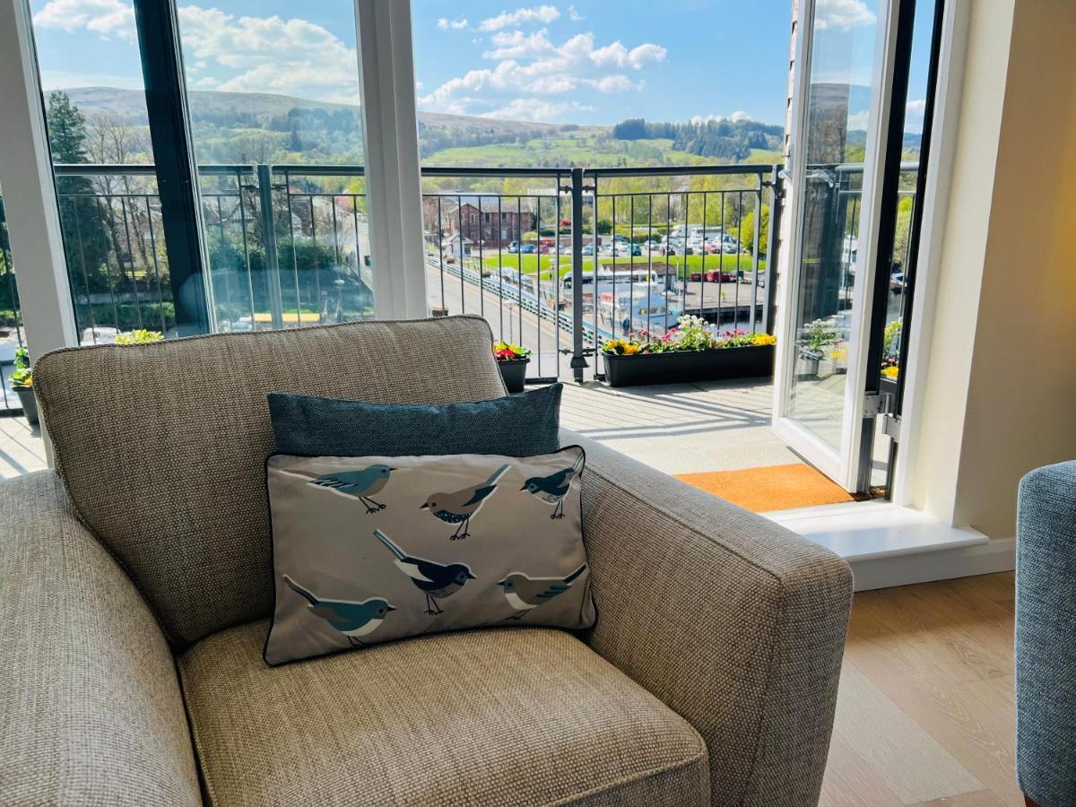 Riverside View Penthouse In Balloch, Loch Lomond Apartment *